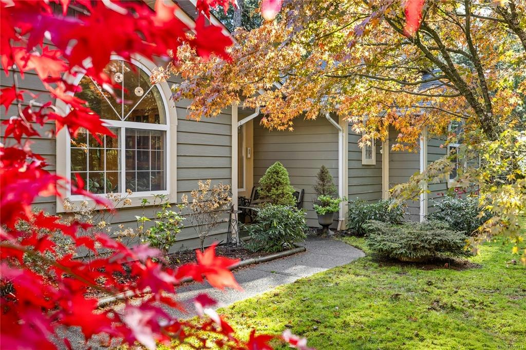 1357 Meadowood Way - 2