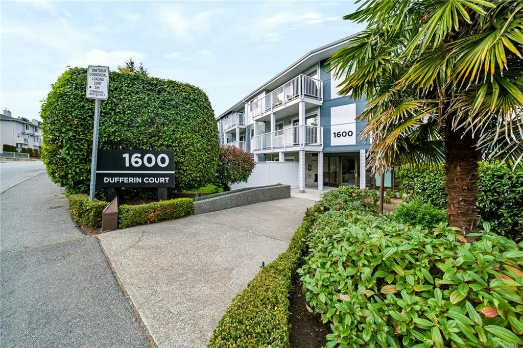 202-1600 Dufferin Crescent, Nanaimo, BC, V9S 5N2
