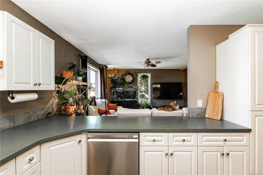 9498 Doyle Road, Black Creek, BC, V9J 1E7 - 58