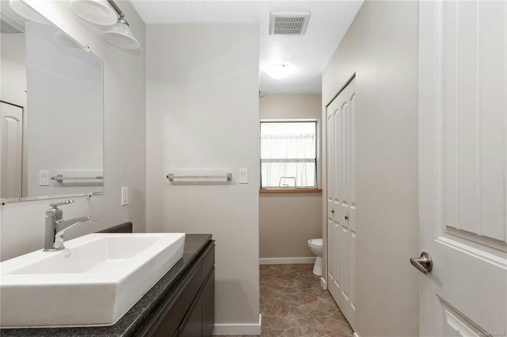 9498 Doyle Road, Black Creek, BC, V9J 1E7 - 21