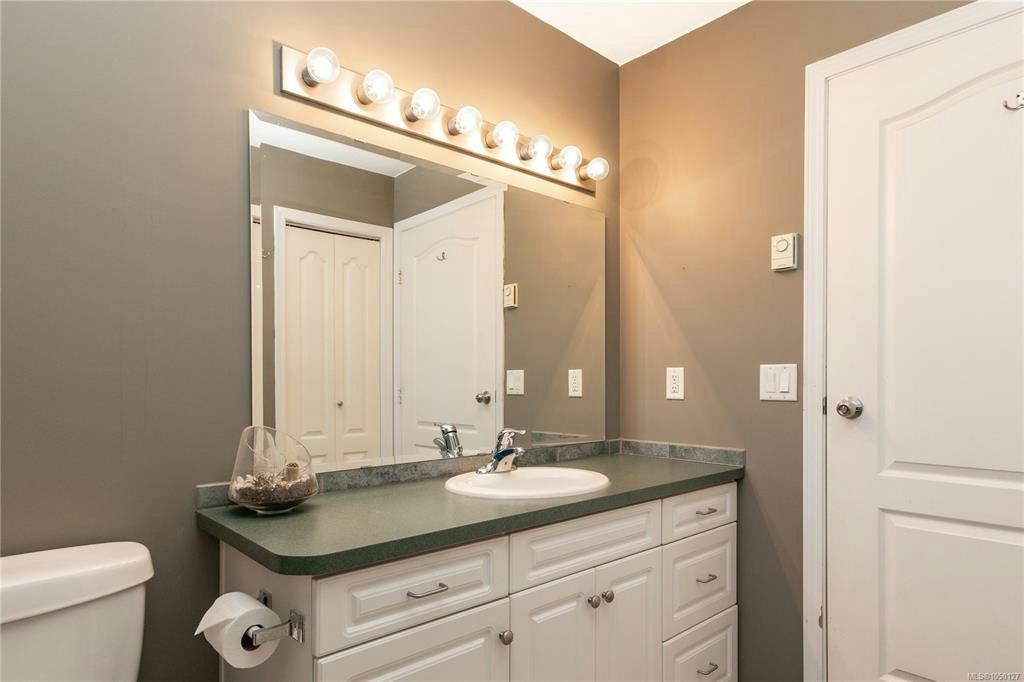 9498 Doyle Road, Black Creek, BC, V9J 1E7 - 70