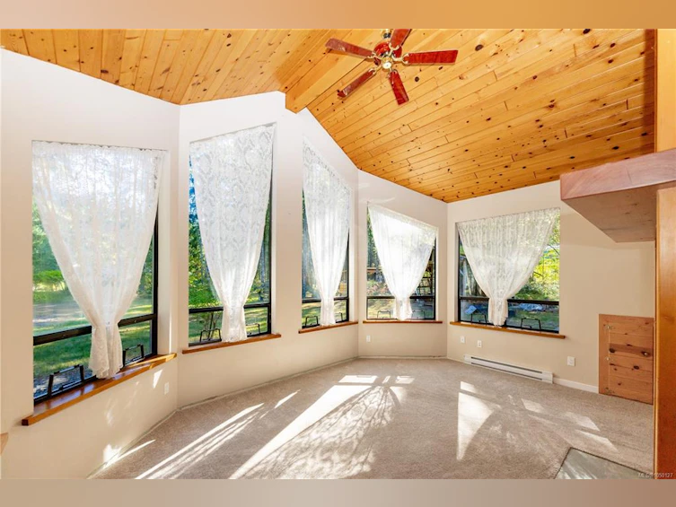 9498 Doyle Road, Black Creek, BC, V9J 1E7 - 16