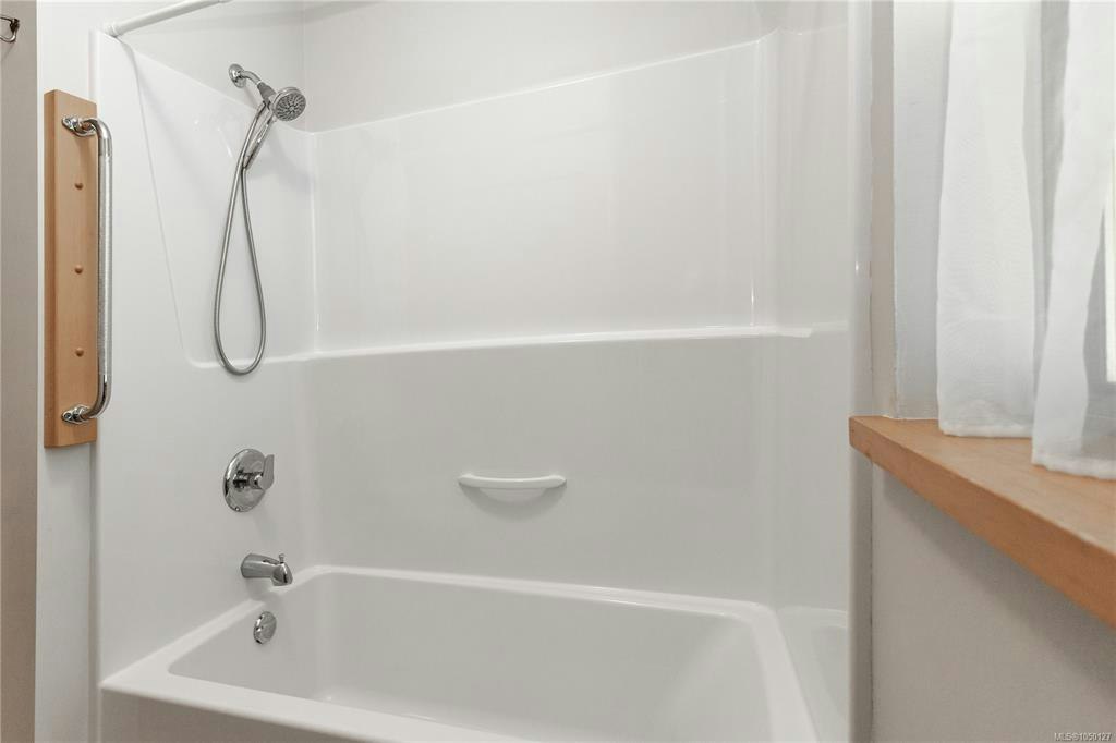9498 Doyle Road, Black Creek, BC, V9J 1E7 - 25