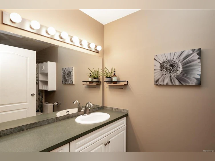 9498 Doyle Road, Black Creek, BC, V9J 1E7 - 74