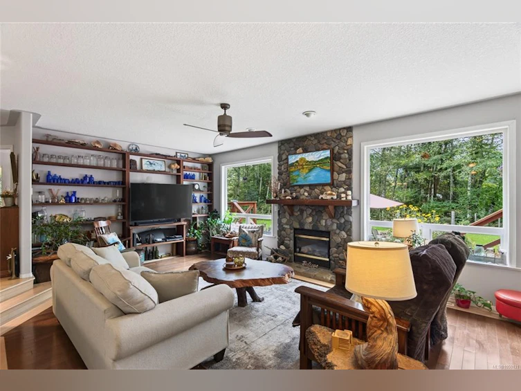 429 Howes Road, Kelsey Bay/Sayward, BC, V0P 1R0 - 11