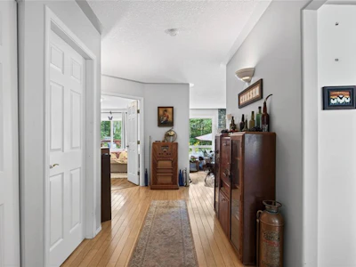 429 Howes Road - 5