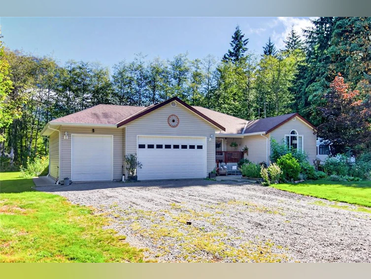 429 Howes Road, Kelsey Bay/Sayward, BC, V0P 1R0