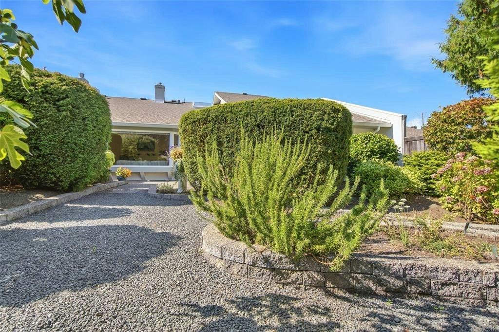 24-639 Arbutus Street, Qualicum Beach, BC, V9K 1P4 - 28