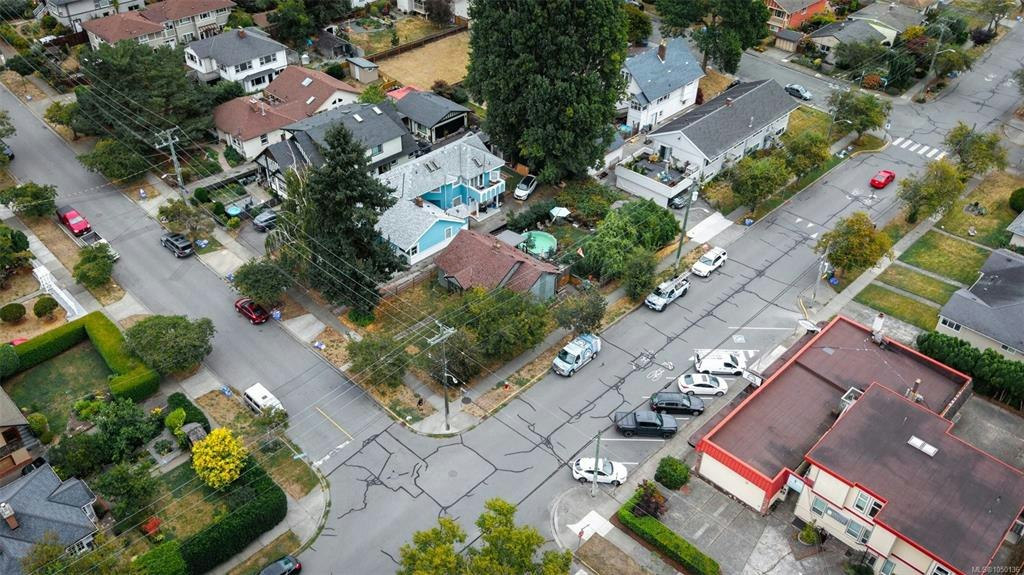 2547 Empire Street, Victoria, BC, V8T 3M5 - 7