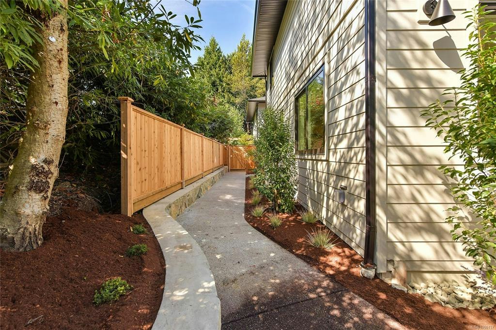 2-4430 Shore Way, Saanich, BC, V8N 3T9 - 37