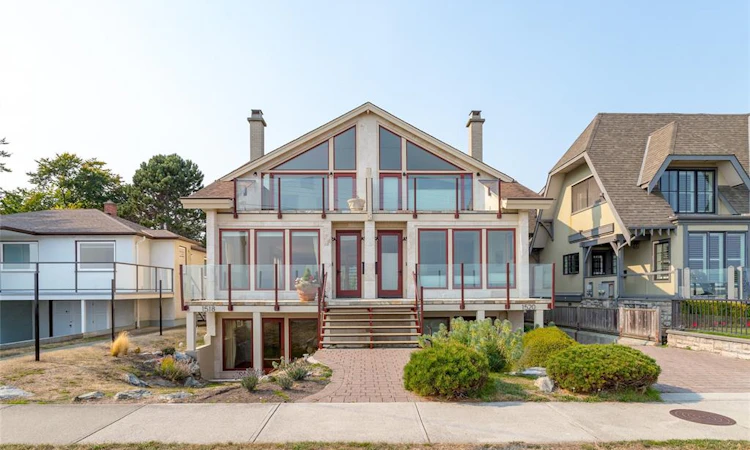 1518 Dallas Road