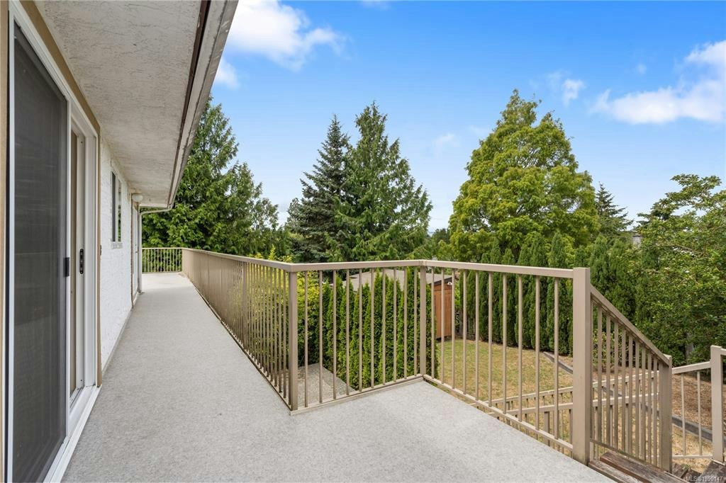 3931 Braefoot Place, Saanich, BC, V8P 2S2 - 24