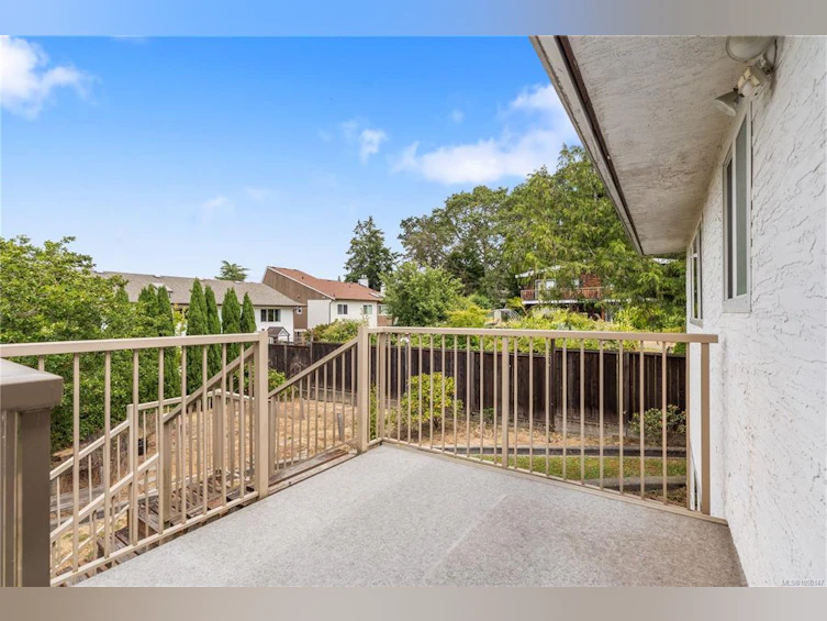 3931 Braefoot Place, Saanich, BC, V8P 2S2 - 23