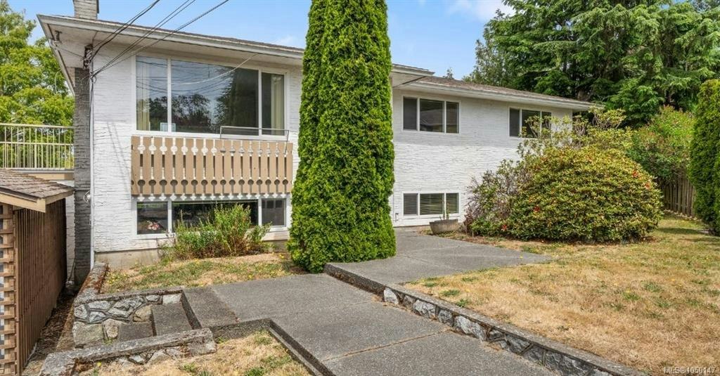 3931 Braefoot Place, Saanich, BC, V8P 2S2