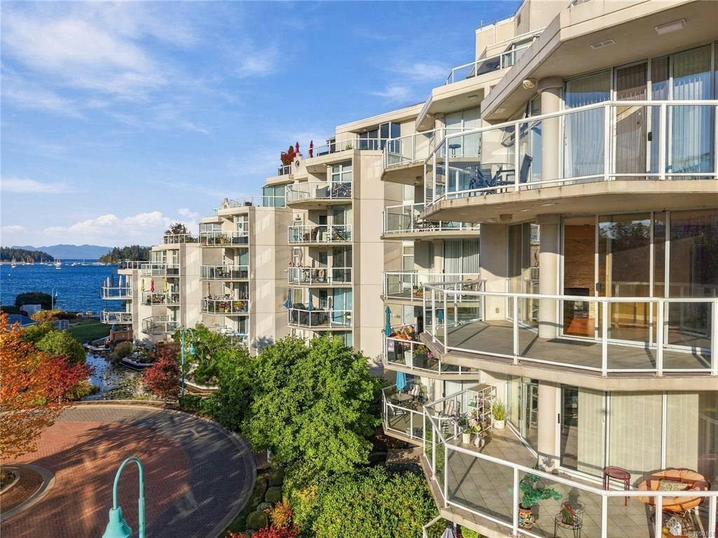 402-158 Promenade Drive, Nanaimo, BC, V9R 6M7