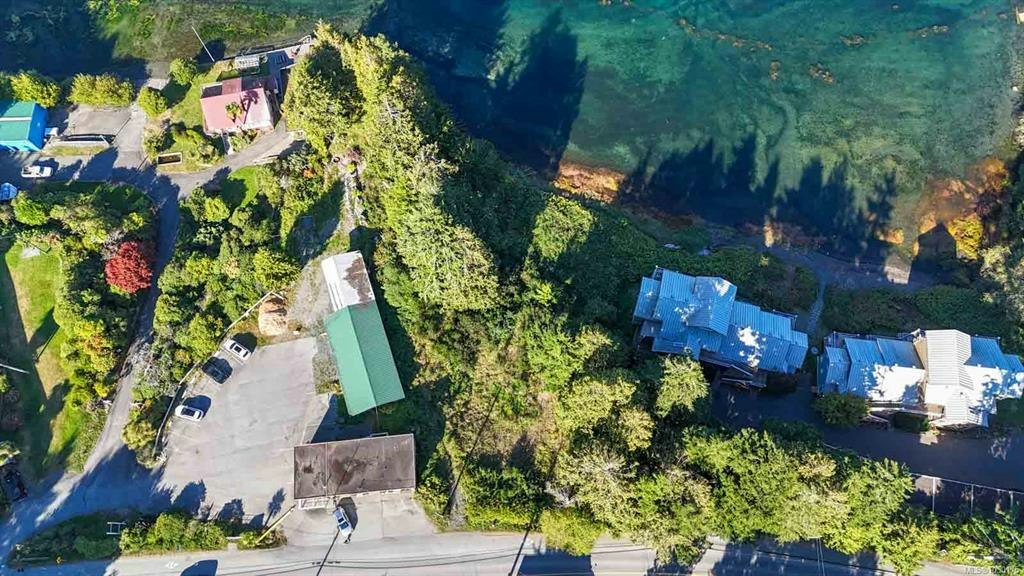 570 Campbell Street, Tofino, BC - 12