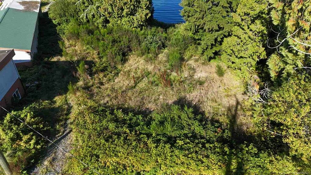 570 Campbell Street, Tofino, BC - 11