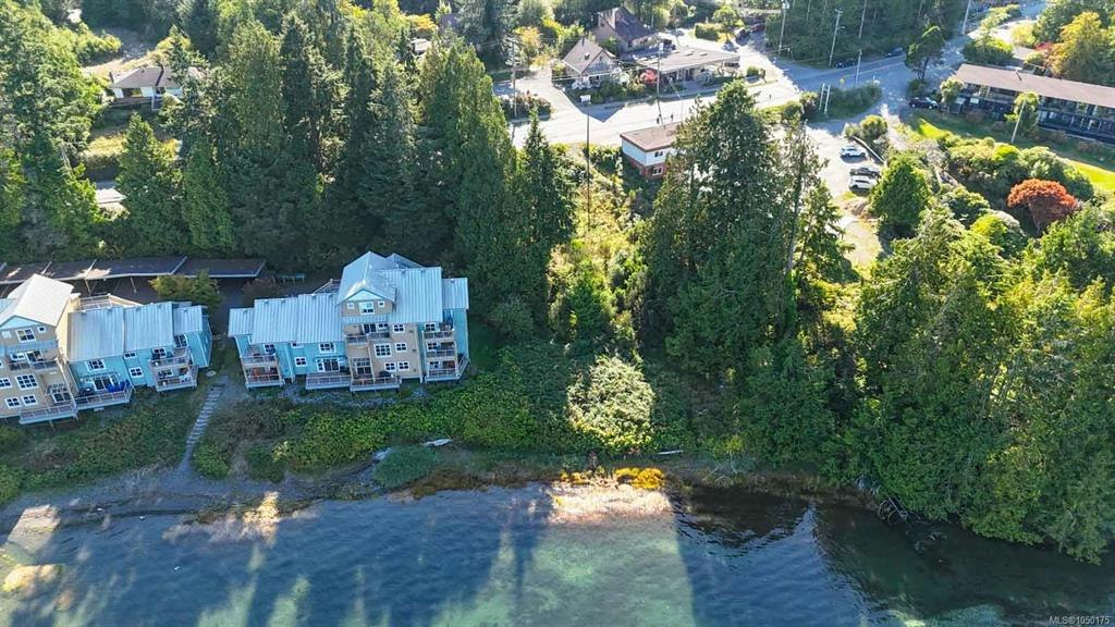 570 Campbell Street, Tofino, BC - 13
