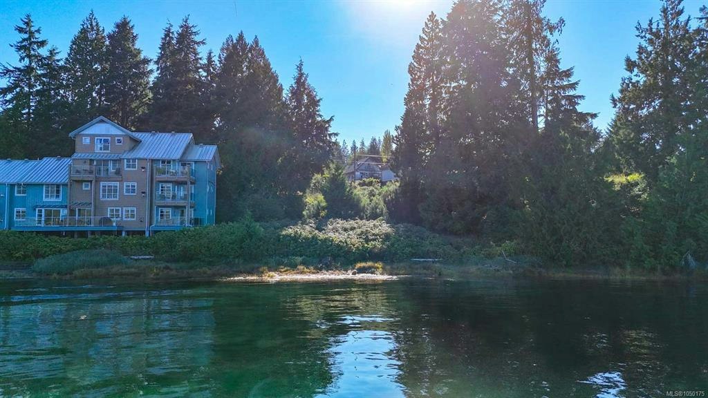 570 Campbell Street, Tofino, BC - 18