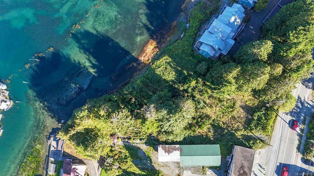 570 Campbell Street, Tofino, BC - 15
