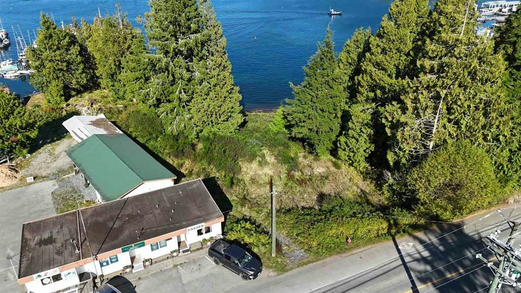 570 Campbell Street, Tofino, BC - 9