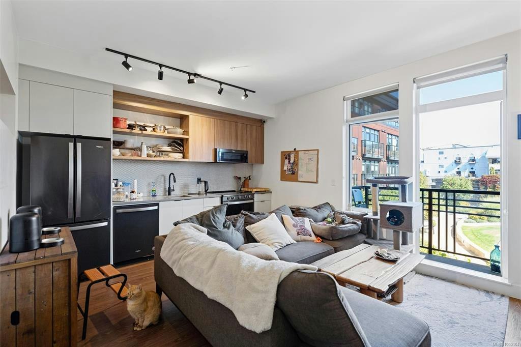 306-515 Chatham Street, Victoria, BC, V8T 1E1 - 11