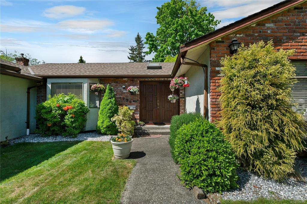 1930 Gillian Place, Campbell River, BC, V9W 6B6