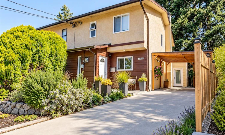 2829 Powers Lane