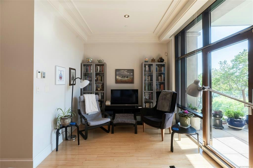 106-847 Dunsmuir Road, Esquimalt, BC, V9A 0A5 - 9