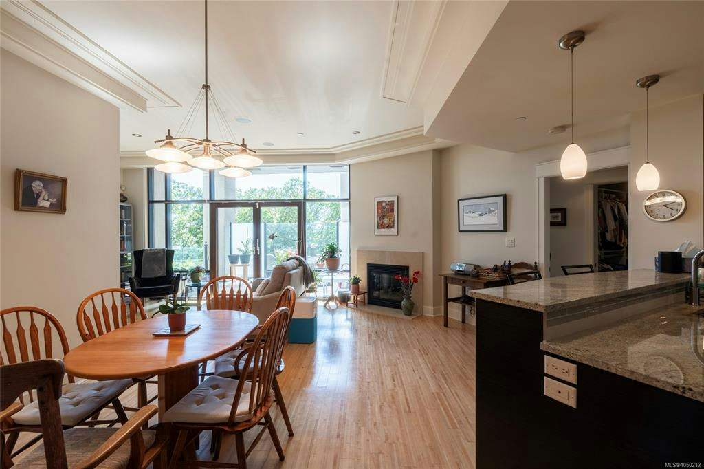 106-847 Dunsmuir Road, Esquimalt, BC, V9A 0A5 - 7