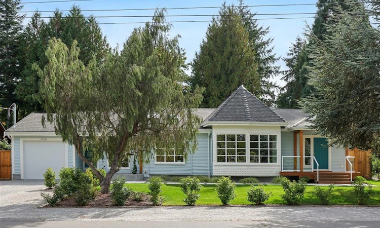 164 E Crescent Road