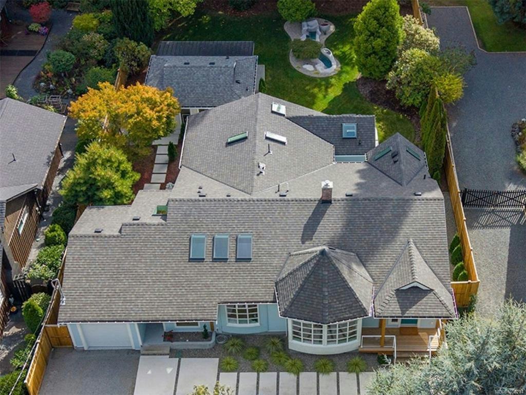 164 E Crescent Road, Qualicum Beach, BC, V9K 1L6 - 14