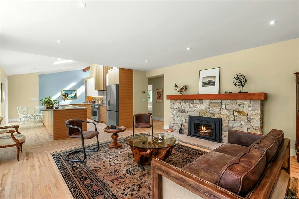 164 E Crescent Road, Qualicum Beach, BC, V9K 1L6 - 27