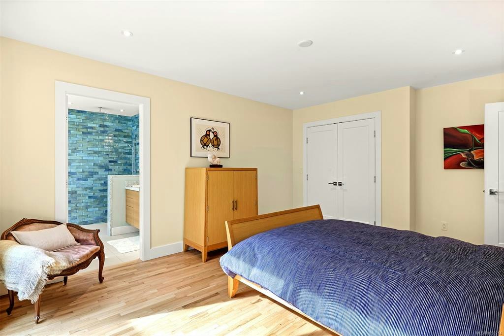 164 E Crescent Road, Qualicum Beach, BC, V9K 1L6 - 8