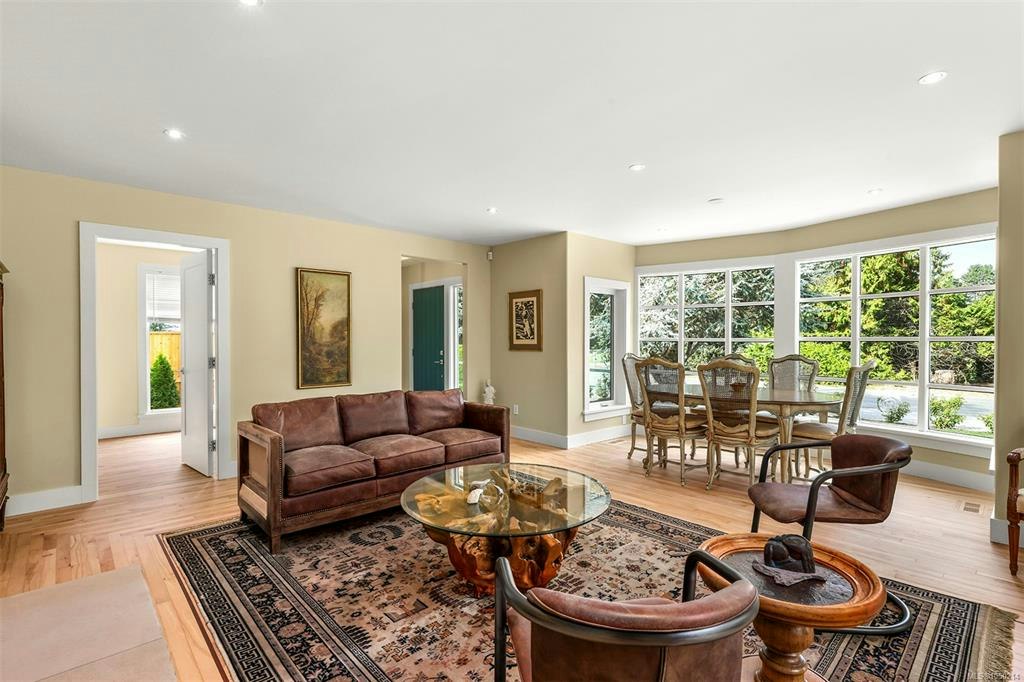 164 E Crescent Road, Qualicum Beach, BC, V9K 1L6 - 24