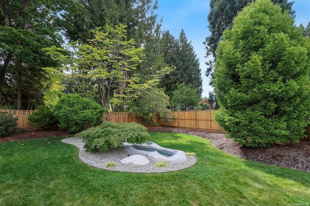 164 E Crescent Road, Qualicum Beach, BC, V9K 1L6 - 58