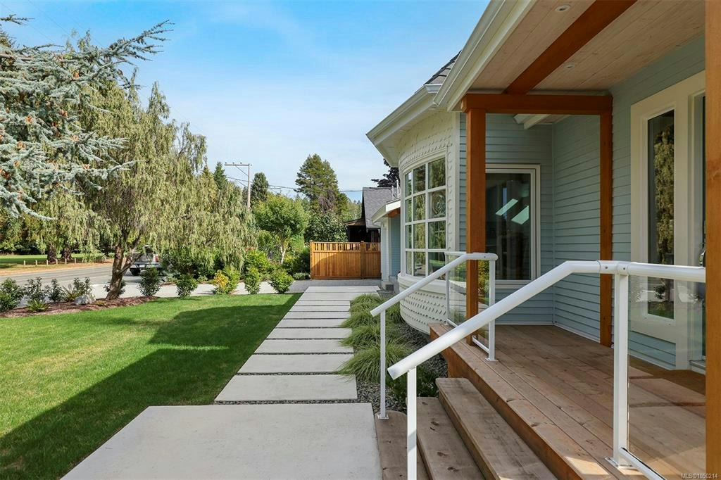 164 E Crescent Road, Qualicum Beach, BC, V9K 1L6 - 21
