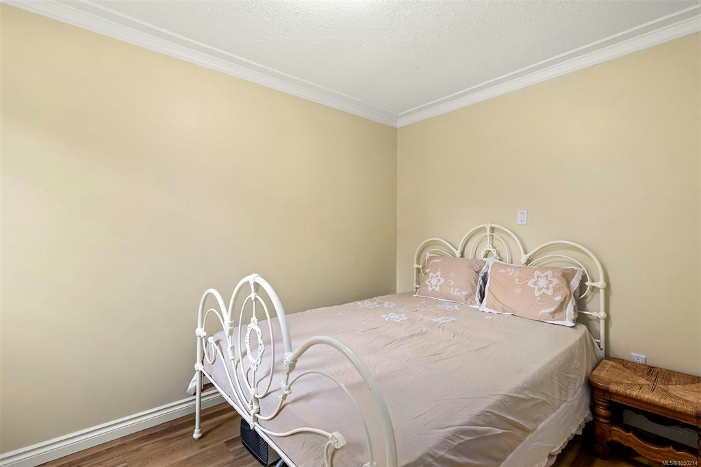 164 E Crescent Road, Qualicum Beach, BC, V9K 1L6 - 53