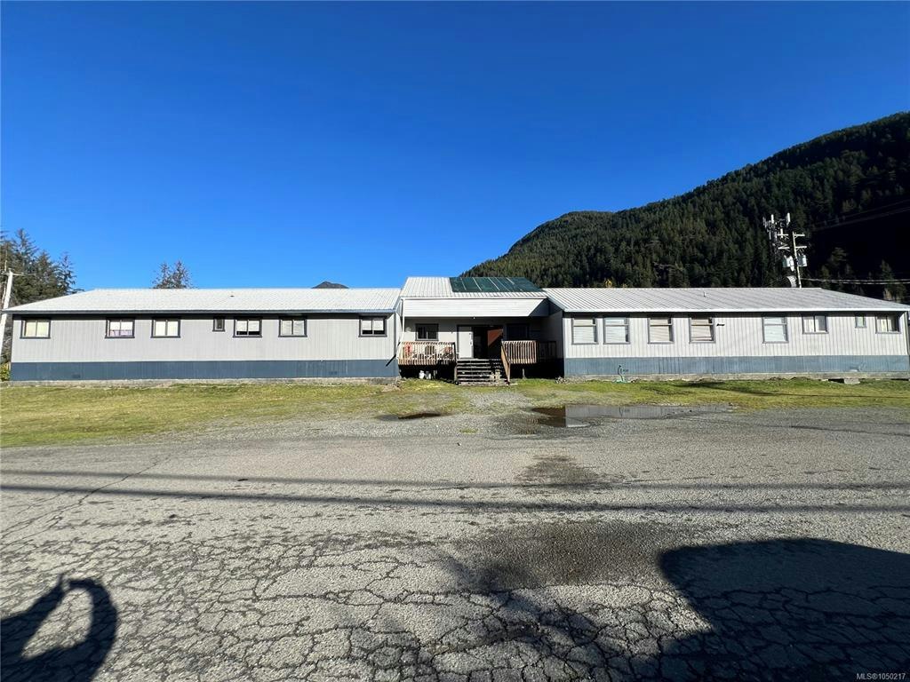 120 Alpine View, Tahsis-Zeballos, BC, V0P 1X0