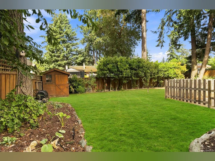 B-2319 Sooke Road, Colwood, BC, V9B 1X6 - 21
