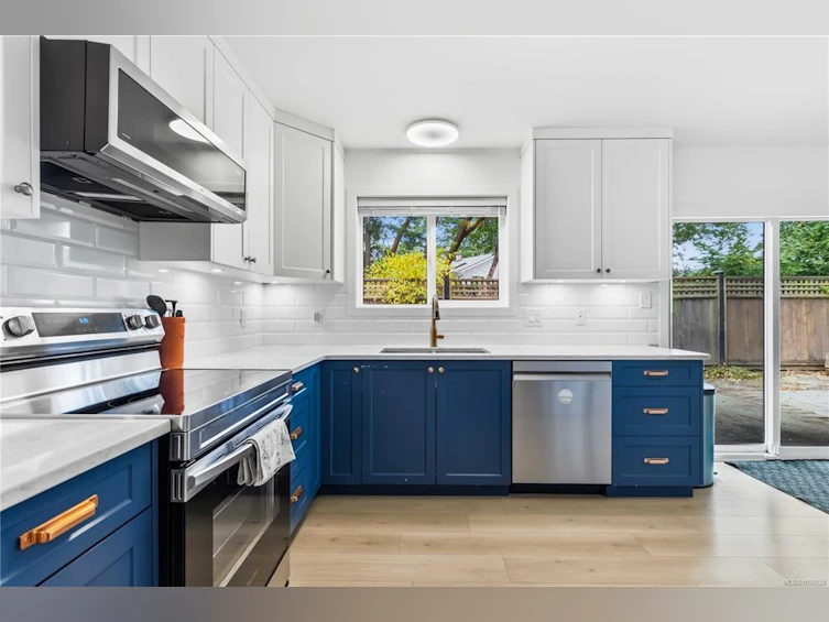 B-2319 Sooke Road, Colwood, BC, V9B 1X6 - 8