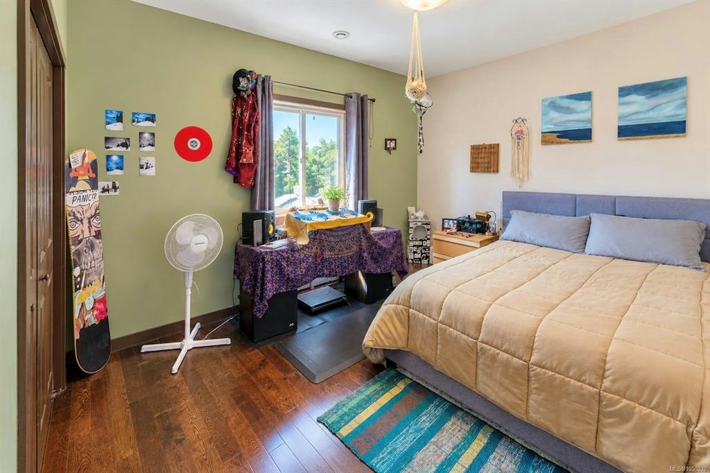 850 Lorne White Place, Ucluelet, BC, V0R 3A0 - 19