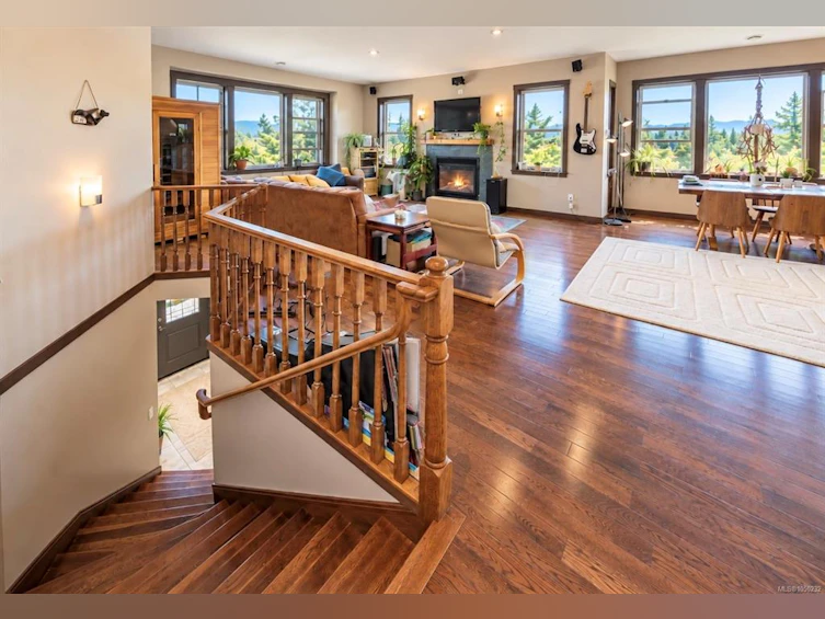 850 Lorne White Place, Ucluelet, BC, V0R 3A0 - 4