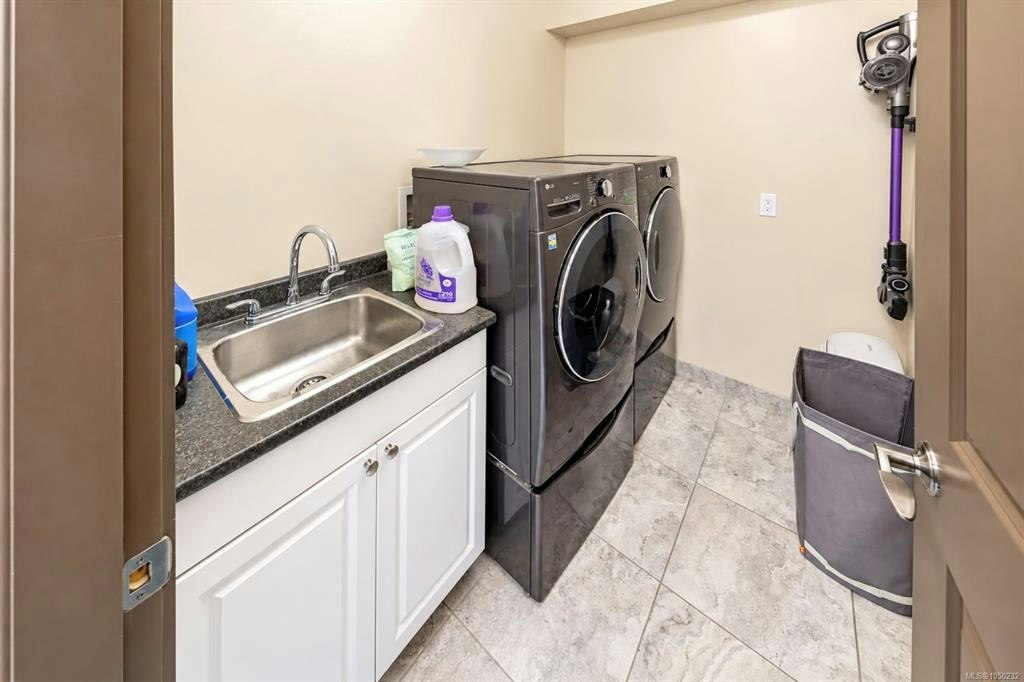 850 Lorne White Place, Ucluelet, BC, V0R 3A0 - 36