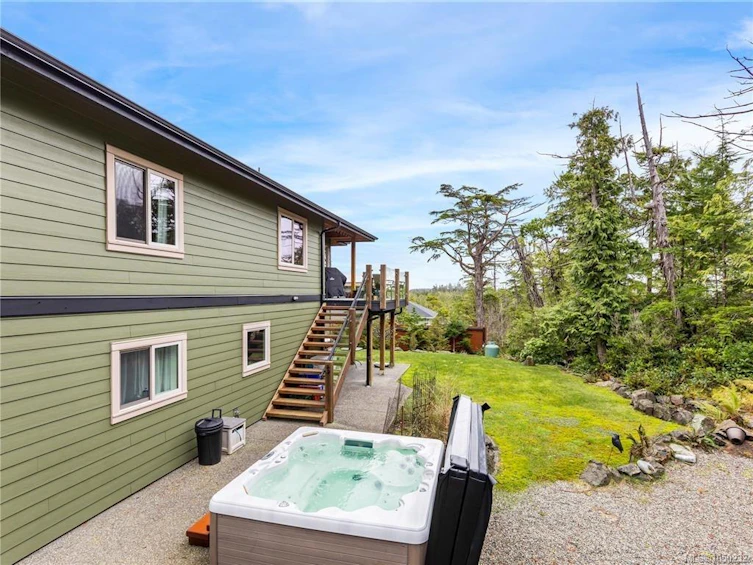 850 Lorne White Place, Ucluelet, BC, V0R 3A0 - 24