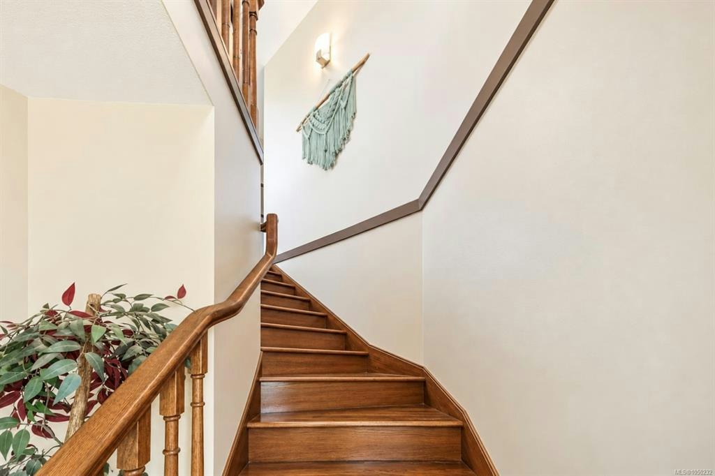 850 Lorne White Place - 3