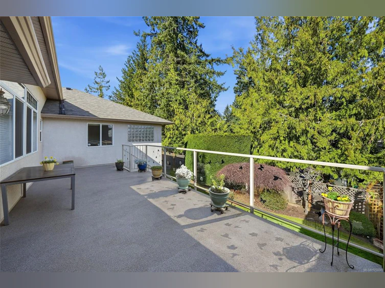 211 Saturna Drive, Qualicum Beach, BC, V9K 2P5 - 26