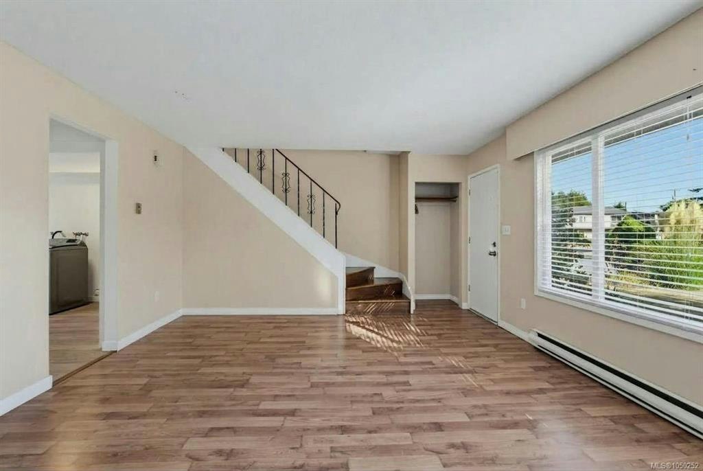 1714 Ashdale Place, Saanich, BC, V8N 1N9 - 9