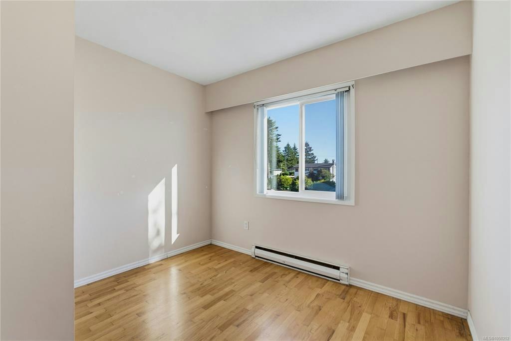 1714 Ashdale Place, Saanich, BC, V8N 1N9 - 13