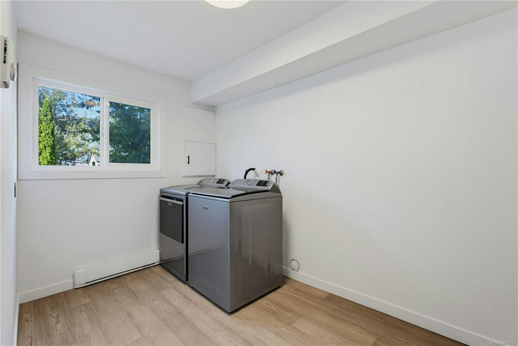 1714 Ashdale Place, Saanich, BC, V8N 1N9 - 15